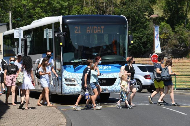 La Région Auvergne Rhône Alpes veut revoir tous les déplacements "du piéton à l'avion" d'ici 2035